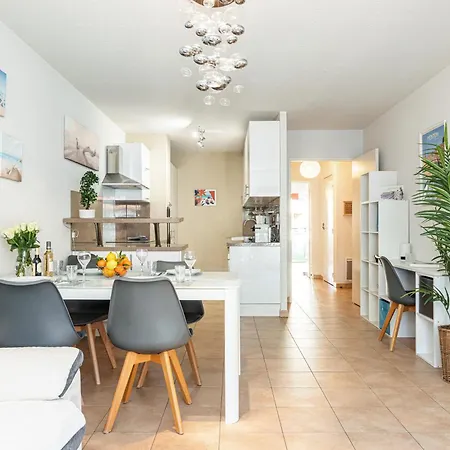 Intercontinental Superbe Avec Piscine Мантон