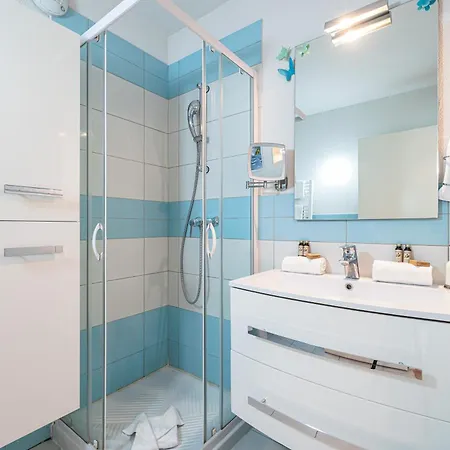 Intercontinental Superbe Avec Piscine 4*