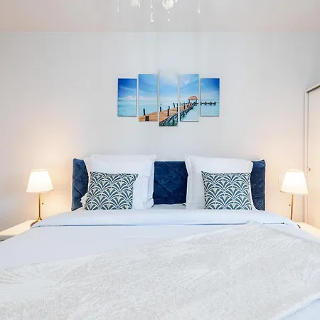 Intercontinental Superbe Avec Piscine Bed & Breakfast Menton