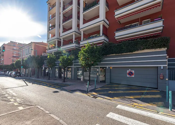 Bed & Breakfast Intercontinental Superbe Avec Piscine 4*