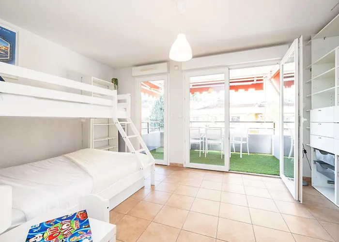 Bed & Breakfast Intercontinental Superbe Avec Piscine